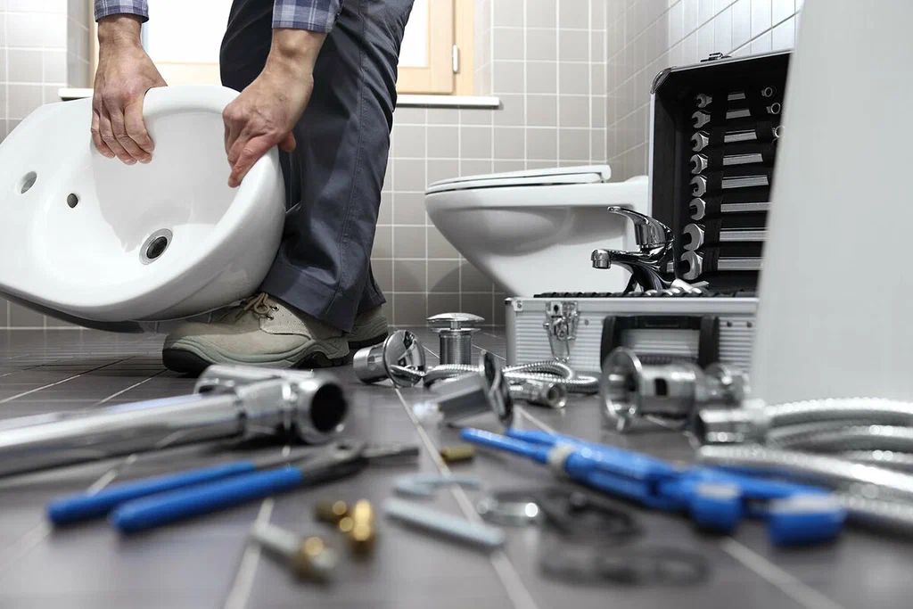 Plumbing tools prepared for a bathroom repair in Marina